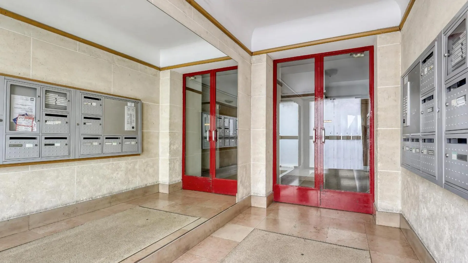 Cute In The Heart Of The Latin District Appartement Parijs